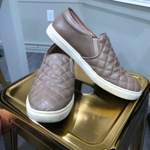 A New Day Taupe Quilted Leather Pull On Shoes